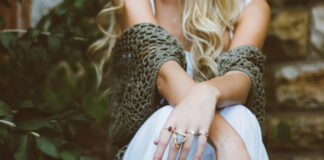 jak dbać o biżuterię