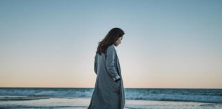 Modne kurtki i płaszcze damskie