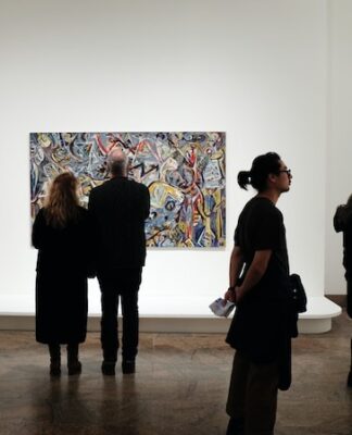 Jak prywatne kolekcje sztuki wpływają na kulturę i jak można je zwiedzać?