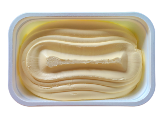 Czy do ciasta kruchego może być margaryna?