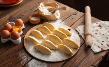 Jak zrobić pierogi z ciecierzycy? Jak zrobić pierogi z ciecierzycy?
