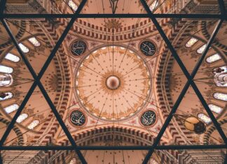 Dlaczego w tureckich filmach nie całują się w usta?