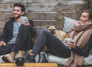 Dlaczego ubrania po praniu śmierdzą stęchlizną?